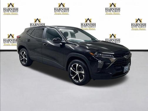 Mosaic Black Metallic 2026 Chevrolet Trax FWD 1RS