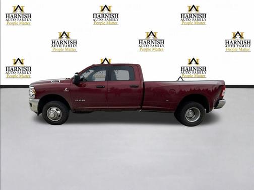 2023 RAM 3500 Big Horn Crew Cab 4x4 8' Box