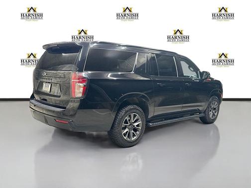 2023 Chevrolet Suburban 4WD Z71
