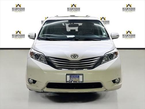 2014 Toyota Sienna XLE