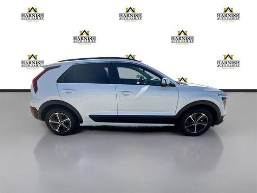 2023 Kia Niro EX