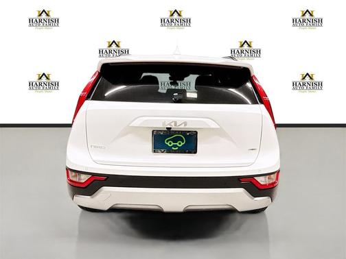 2023 Kia Niro EX