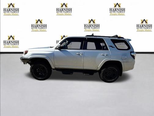 Classic Silver Metallic 2021 Toyota 4Runner TRD Off Road Premium