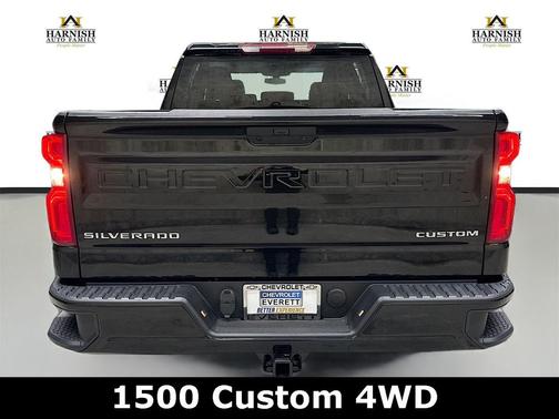 2021 Chevrolet Silverado 1500 Custom