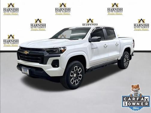 Summit White 2024 Chevrolet Colorado LT