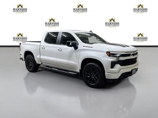 Summit White 2026 Chevrolet Silverado 1500 RST