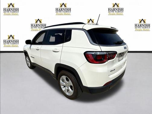 White Clearcoat 2018 Jeep Compass Latitude