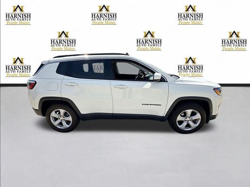 White Clearcoat 2018 Jeep Compass Latitude