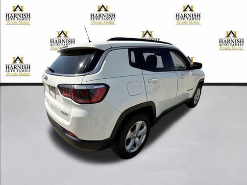 White Clearcoat 2018 Jeep Compass Latitude