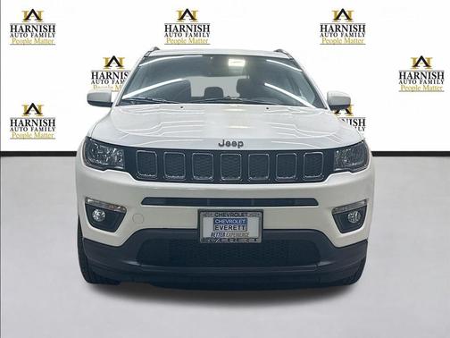 White Clearcoat 2018 Jeep Compass Latitude