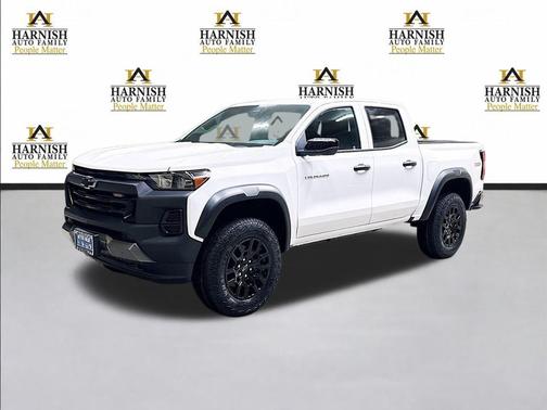 Summit White 2026 Chevrolet Colorado Trail Boss