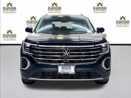 2025 Volkswagen Atlas 2.0T SE w/Technology 4MOTION