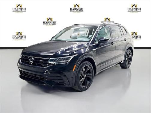 2023 Volkswagen Tiguan 2.0T SE R-Line Black