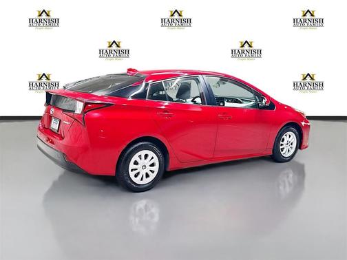 2020 Toyota Prius LE