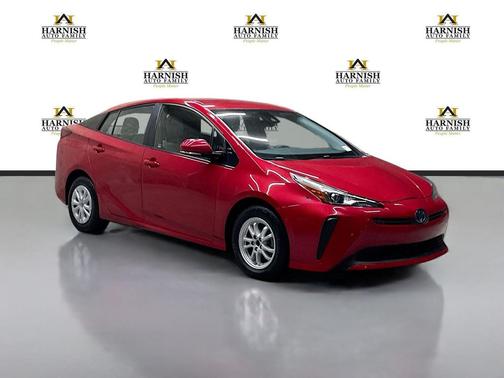 2020 Toyota Prius LE