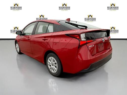 2020 Toyota Prius LE