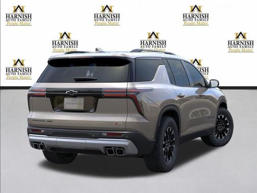 Sandstone Gray 2026 Chevrolet Traverse AWD Z71