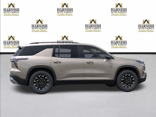 Sandstone Gray 2026 Chevrolet Traverse AWD Z71