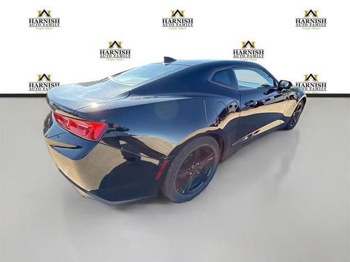 2018 Chevrolet Camaro 1LS