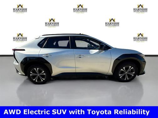 2024 Toyota bZ4X XLE