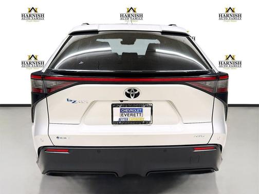 2024 Toyota bZ4X XLE