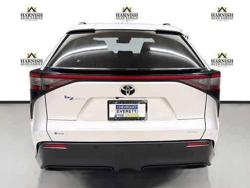 2024 Toyota bZ4X XLE