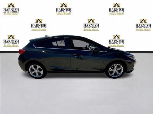 Graphite Metallic 2019 Chevrolet Cruze Premier