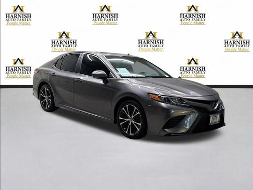 Predawn Gray Mica 2018 Toyota Camry SE