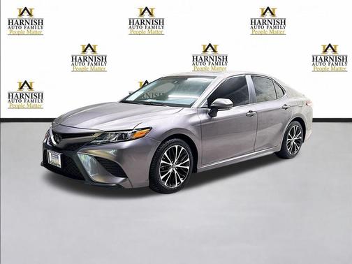 Predawn Gray Mica 2018 Toyota Camry SE