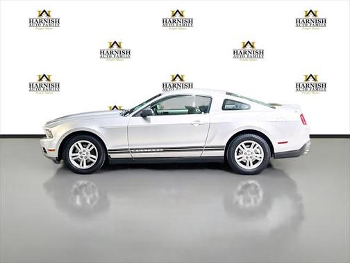 2011 Ford Mustang V6