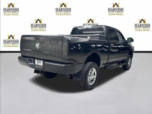 Brilliant Black Crystal Pearlcoat 2017 RAM 2500 Tradesman Crew Cab 4x4 6'4' Box