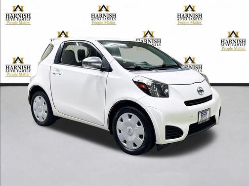 Blizzard Pearl 2014 Scion iQ Base