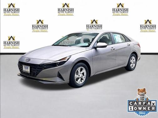 2023 Hyundai ELANTRA SE