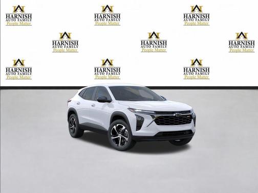 Summit White 2026 Chevrolet Trax FWD 1RS