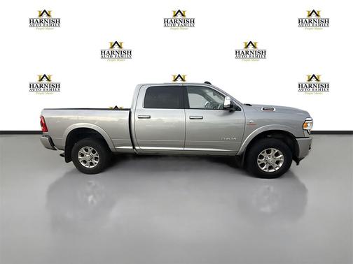 2020 RAM 3500 Laramie Crew Cab 4x4 6'4' Box