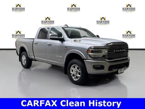 2020 RAM 3500 Laramie Crew Cab 4x4 6'4' Box