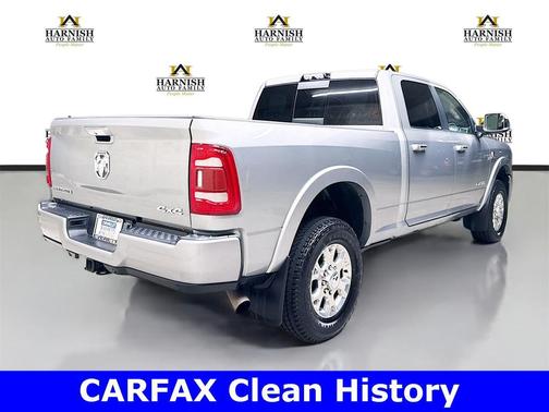 2020 RAM 3500 Laramie Crew Cab 4x4 6'4' Box