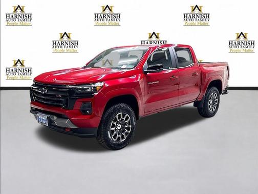 Radiant Red Tintcoat 2026 Chevrolet Colorado Z71