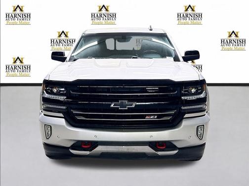 Silver Ice Metallic 2018 Chevrolet Silverado 1500 LTZ