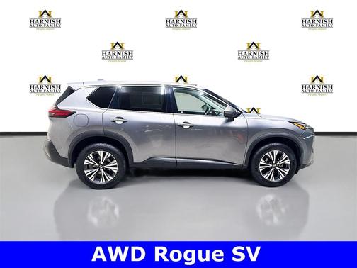 2021 Nissan Rogue SV
