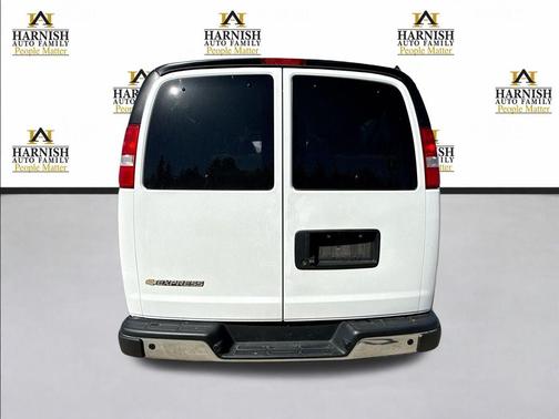 Summit White 2024 Chevrolet Express 3500 RWD 3500 Extended Wheelbase LT