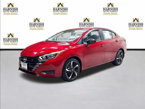 Scarlet Ember Tintcoat 2025 Nissan Versa 1.6 S