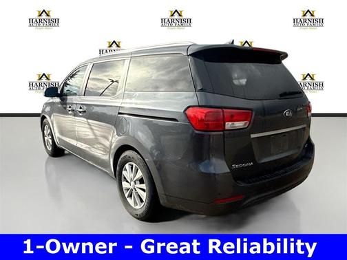 2017 Kia Sedona LX