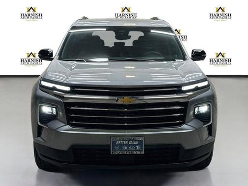 Sterling Gray Metallic 2027 Chevrolet Traverse LT