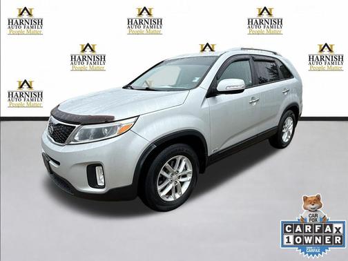 Bright Silver 2015 Kia Sorento LX