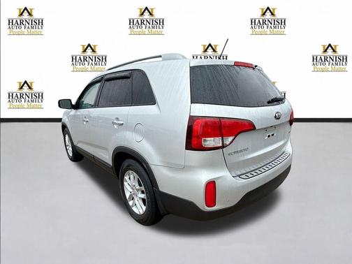 Bright Silver 2015 Kia Sorento LX
