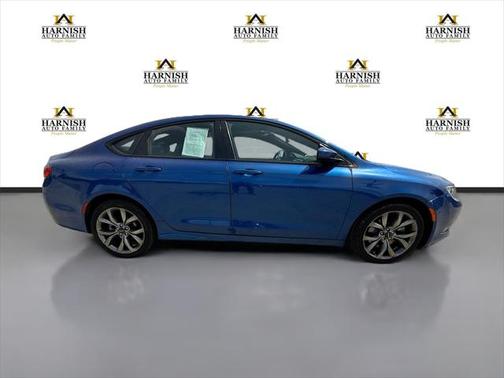 2016 Chrysler 200 S