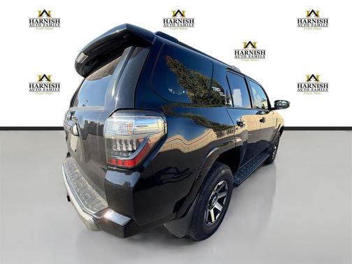 2024 Toyota 4Runner TRD Off Road