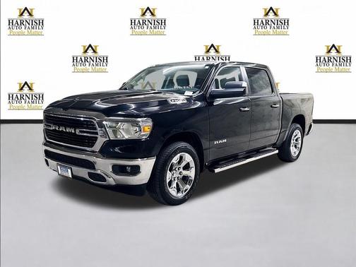 Diamond Black Crystal Pearlcoat 2020 RAM 1500 Big Horn/Lone Star