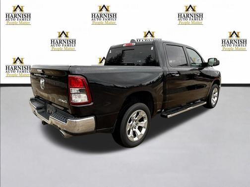 Diamond Black Crystal Pearlcoat 2020 RAM 1500 Big Horn/Lone Star